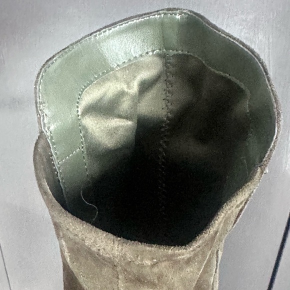 Nine West “Allair” Olive Sueded Knee-High Women's Boots - Picture 6 of 9